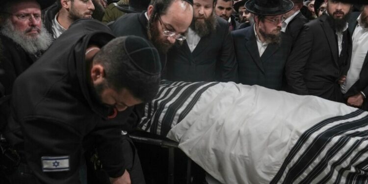 Trei uzbeci arestați în legătură cu omorul rabinului moldo-israelian în EAU