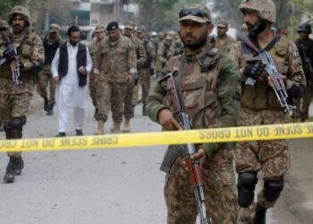 Atac terorist la Quetta: Cel puțin 21 de victime, alte 30 de persoane rănite în urma unei explozii la stația de tren