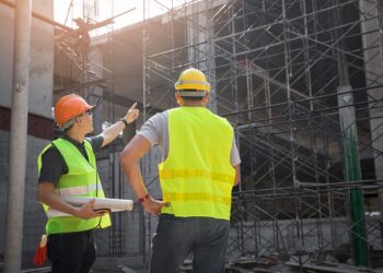 Zeci de specialişti în construcţii cu diplome false, depistaţi de către Ministerul Infrastructurii şi Dezvoltării Regionale
