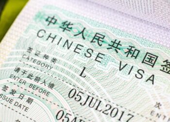 Moldovenii cu cetățenie română vor putea călători în China fără viză: Noi măsuri anunțate de Beijing