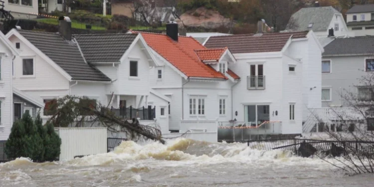 Norvegia, afectată de inundaţii şi alunecări de teren după furtunile din noaptea trecută