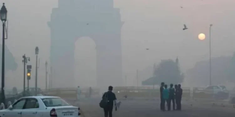 New Delhi testează drone-aspersor pentru a combate poluarea severă din oraș