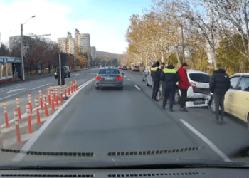 Серьезная авария в Скуляне: четыре автомобиля повреждены в цепной аварии