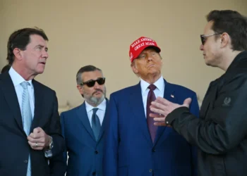 Noi amenințări cu bombă la adresa membrilor cabinetului Trump, FBI începe cercetările