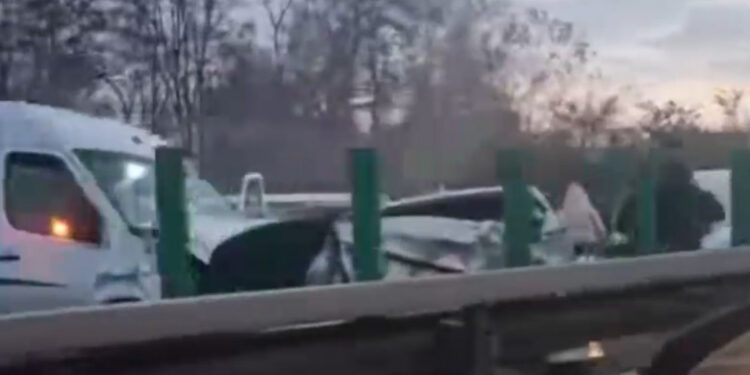 Coliziune în lanț pe autostrada A3: 12 vehicule și trafic paralizat în Prahova