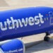 Grav incident pe un aeroport american: un avion de pasageri a fost lovit de un glonț