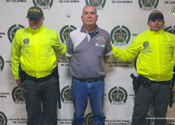 O fată de şapte ani din Columbia, răpită, sechestrată şi violată timp de peste zece ani de către un şofer de autobuz şcolar, plasat în detenţie