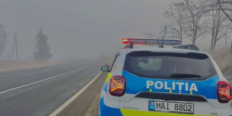 „Fiți precauți la volan!” Poliția dă sfaturi pentru șoferi în condiții de vizibilitate redusă