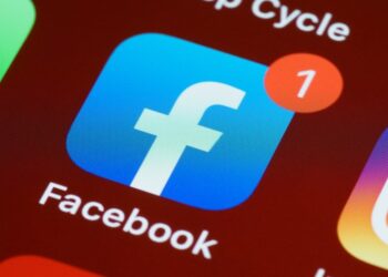 Australia stabilește vârsta de 16 ani pentru accesul minorilor la rețelele de socializare