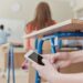 Moldova va interzice telefoanele mobile în școli, cu excepția cazurilor de urgență sau educaționale