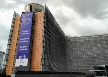 România, trimisă în judecată de Comisia Europeană pentru că „nu a epurat în mod corespunzător” apele uzate