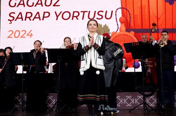 Festivalul vinului în Găgăuzia: sărbătoarea a adunat oaspeți din diferite țări
