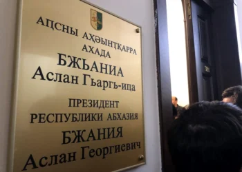 Tensiuni în Abhazia: Zeci de protestatari intră în clădirea Parlamentului din cauza acordului cu Rusia