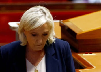 Прокуратура потребовала приговорить Марин Ле Пен к пяти годам лишения свободы