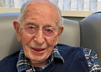 Старейший мужчина мира, проживший 112 лет, скончался в Великобритании