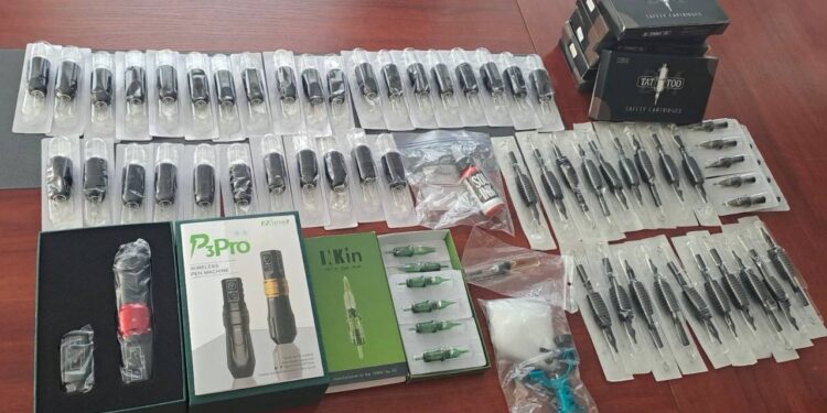 Незаконная красота»: предотвращен провоз аппаратов для татуажа