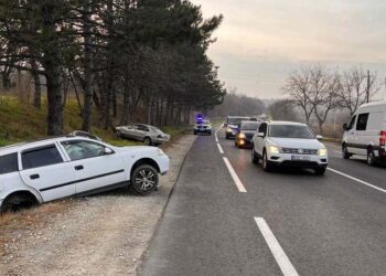 Un Mercedes a lovit o Toyota, care a ricoșat într-un Opel: Poliția, cu detalii despre accidentul de la Anenii Noi