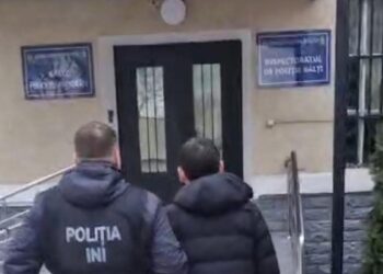 Femeie șantajată cu poze intime de un pușcăriaș în vârstă de 22 de ani, încarcerat la Cricova