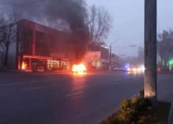 В Бельцах на улице сгорел автомобиль