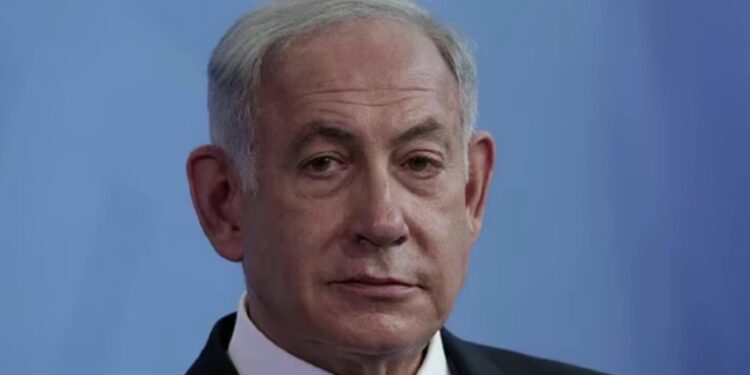 Премьеру Израиля провели операцию