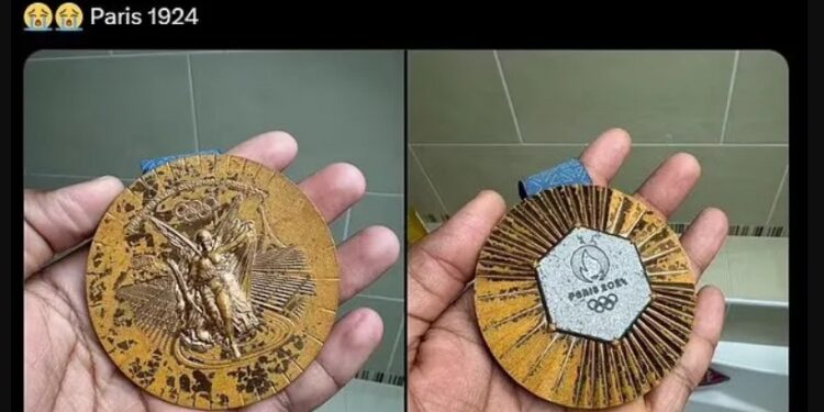 В сборной Франции пожаловались на облезшие медали Олимпиады-2024