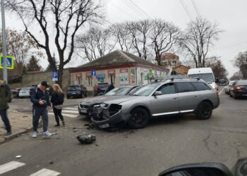 В центре Кишинева произошло ДТП, в результате которого пострадал человек