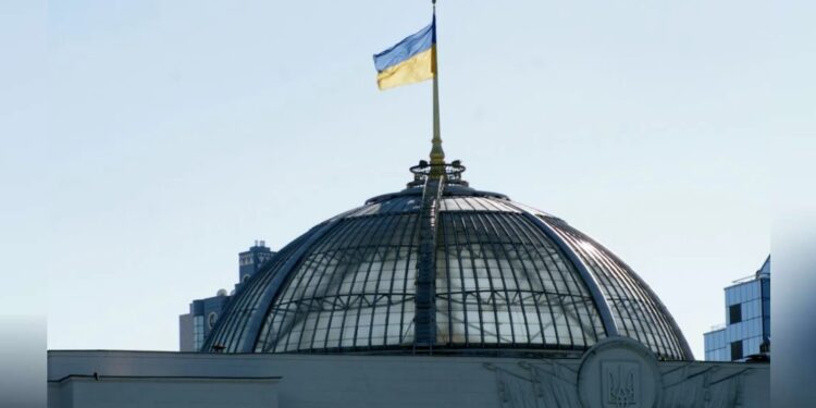 WSJ узнала про переговоры Украины с командой Трампа о завершении конфликта