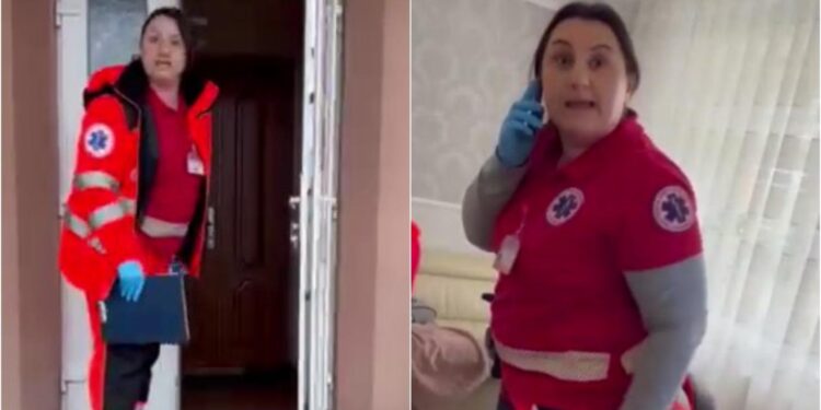 Сотрудник скорой помощи, ругавшийся с родственниками пациента, уволен