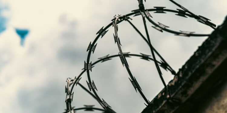 В Мозамбике из тюрьмы сбежали 6 тысяч опасных преступников