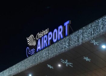 Aglomerație de sărbători, pe Aeroportul Chișinău: 4 recomandări ale Poliției de Frontieră, dacă aveți planificată o călătorie cu avionul