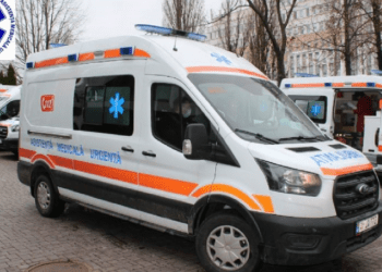 Un medic de pe ambulanță, lovit cu palma de un pacient în timpul acordării ajutorului medical: A intervenit poliția