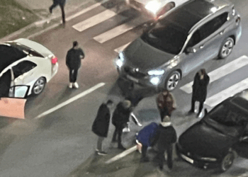 Accident grav la Botanica: O femeie a fost lovită de un Mitsubishi, în timp ce traversa strada la culoarea roșie a semaforului