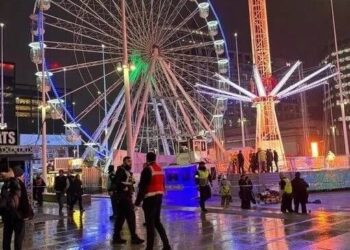 Accident la Târgul de Crăciun din Birmingham: Caruselul s-a prăbușit, victime confirmate