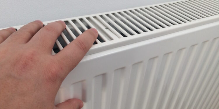 13 blocuri din sectorul Rîșcani rămân astăzi fără căldură și apă caldă: Care este motivul