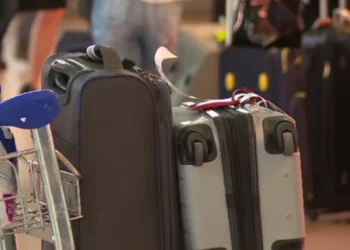 Pasager cu bagaj suspect la Aeroport: Ce încerca să transporte în Marea Britanie