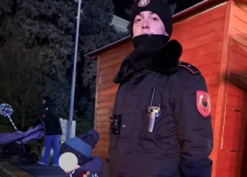 В Кишиневе карабинеры обнаружили ребенка, оставшегося без присмотра родителей