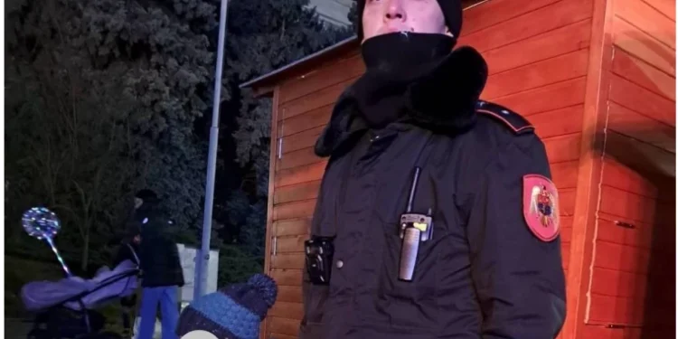 В Кишиневе карабинеры обнаружили ребенка, оставшегося без присмотра родителей