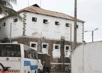 Peste 1.500 de deținuți au evadat din închisoarea din Maputo în mijlocul tulburărilor din Mozambic