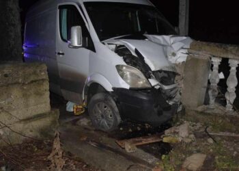 Un șofer de 19 ani, cercetat, după ce a lovit mortal o femeie la Briceni: Aceasta mergea noaptea pe carosabil