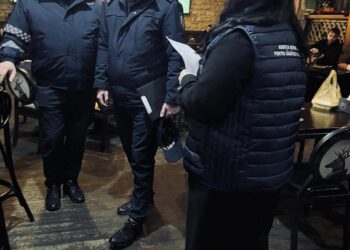 Verificări privind respectarea legislației anti-fumat în Chișinău: Amenzi și sesizări pentru încălcări
