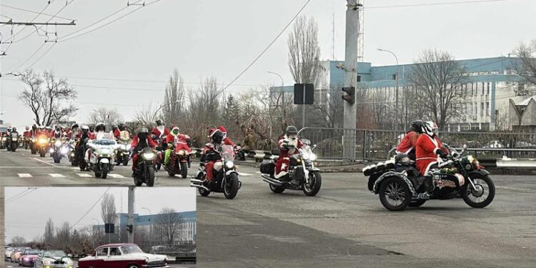 Au schimbat renii pe motociclete și mașini decapotabile: Zeci de bikeri, mascați în Moș Crăciun, au cutreierat capitala în prag de Anul Nou