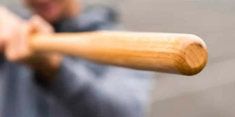 Conflict, la beție, transformat în omor. Un tată și-a ucis fiul cu o bâtă