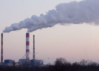 Zi însorită și temperaturi moderate pentru astăzi: Meteorologii prognozează vreme fără ploi