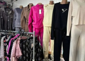 Haine în valoare de 350 de mii de lei, ridicate de la trei puncte comerciale din Briceni