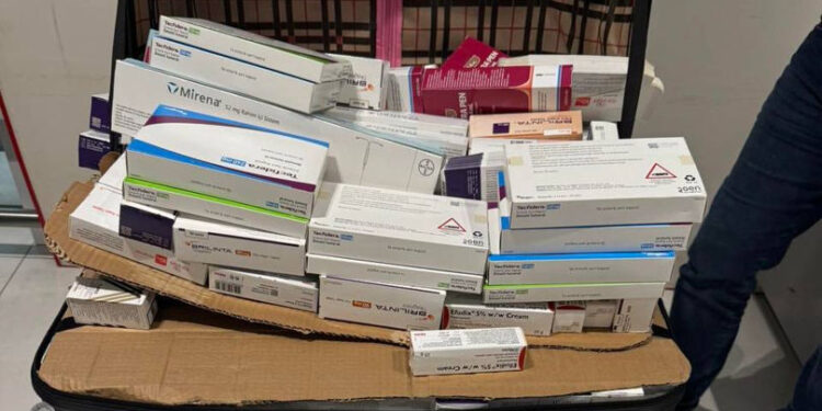 Medicamente nedeclarate descoperite la aeroportul internațional chișinău: Cetățean ucrainean reținut