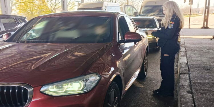 BMW de ultimă generație, radiat din circulație în Elveția, descoperit la vama Albița: Conducătorul, un moldovean