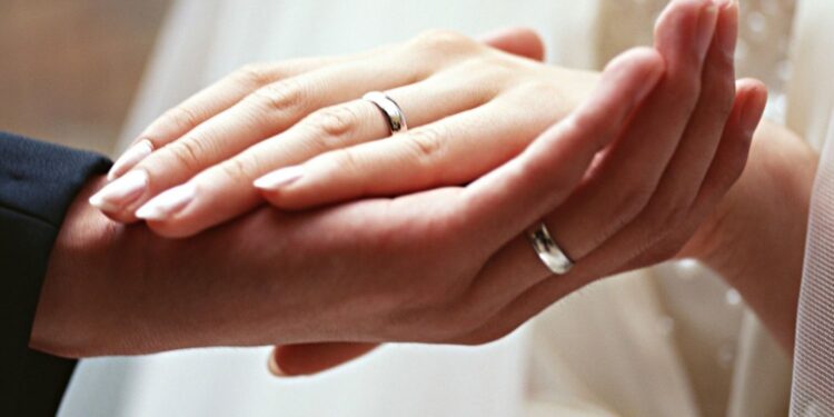 В Молдове зарегистрировать брак можно будет у нотариуса