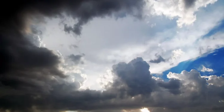 Vreme rece și înnorată: Ce temperaturi vor domina astăzi în Moldova