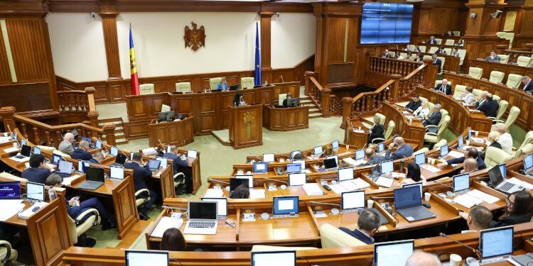 Termenele de adoptare a celor trei bugete pentru 2025 au fost depășite