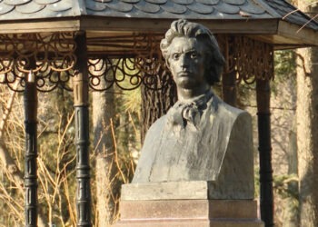 Mihai Eminescu, sărbătorit în 2025: Inițiative culturale dedicate marelui poet